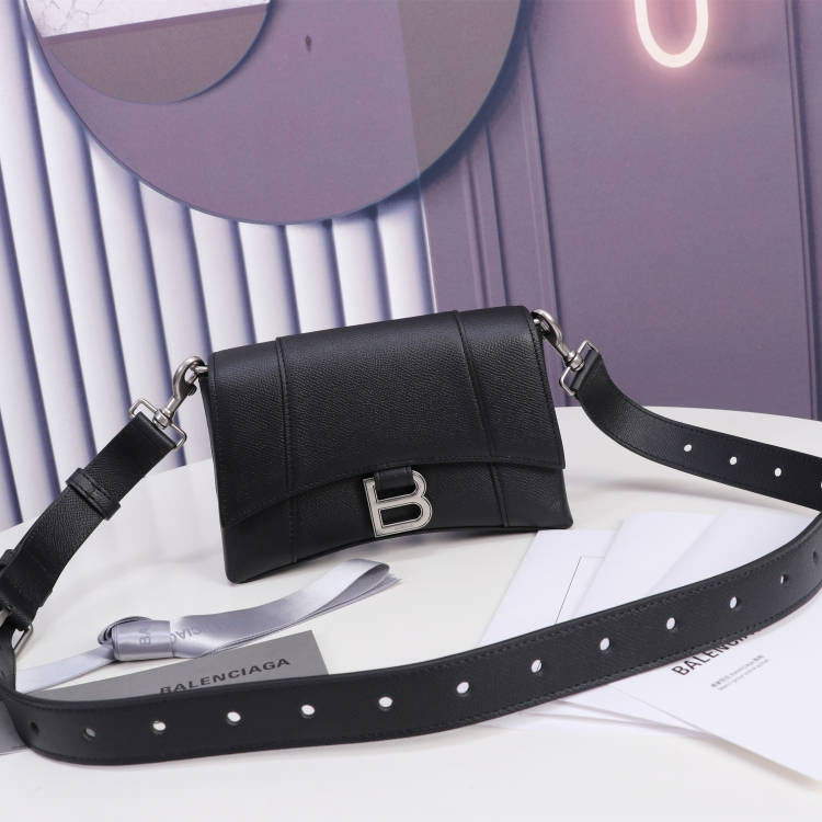 Ba*len*cia*ga satchel bags